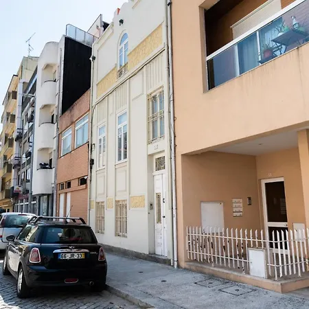 Belleville Apartment Porto